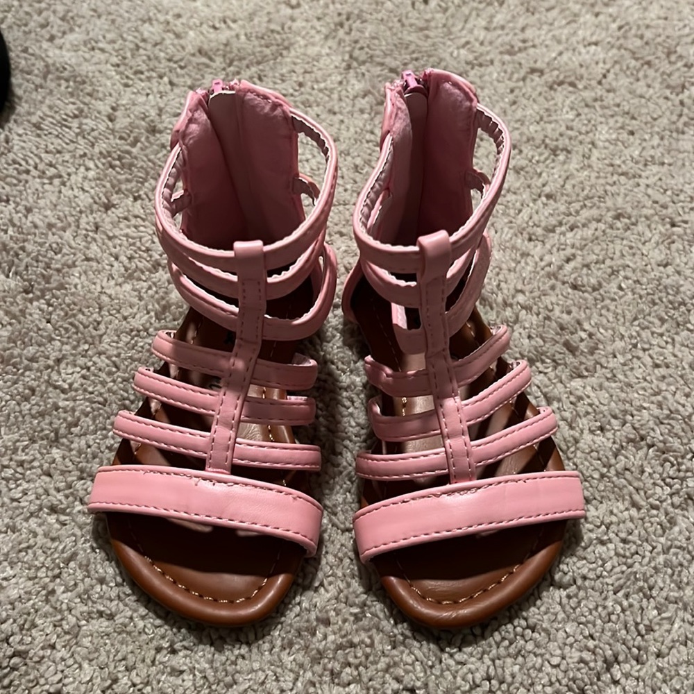 Toddler girls size 5 sandals